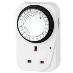 Arlec 24 Hour Mechanical Timer Socket White