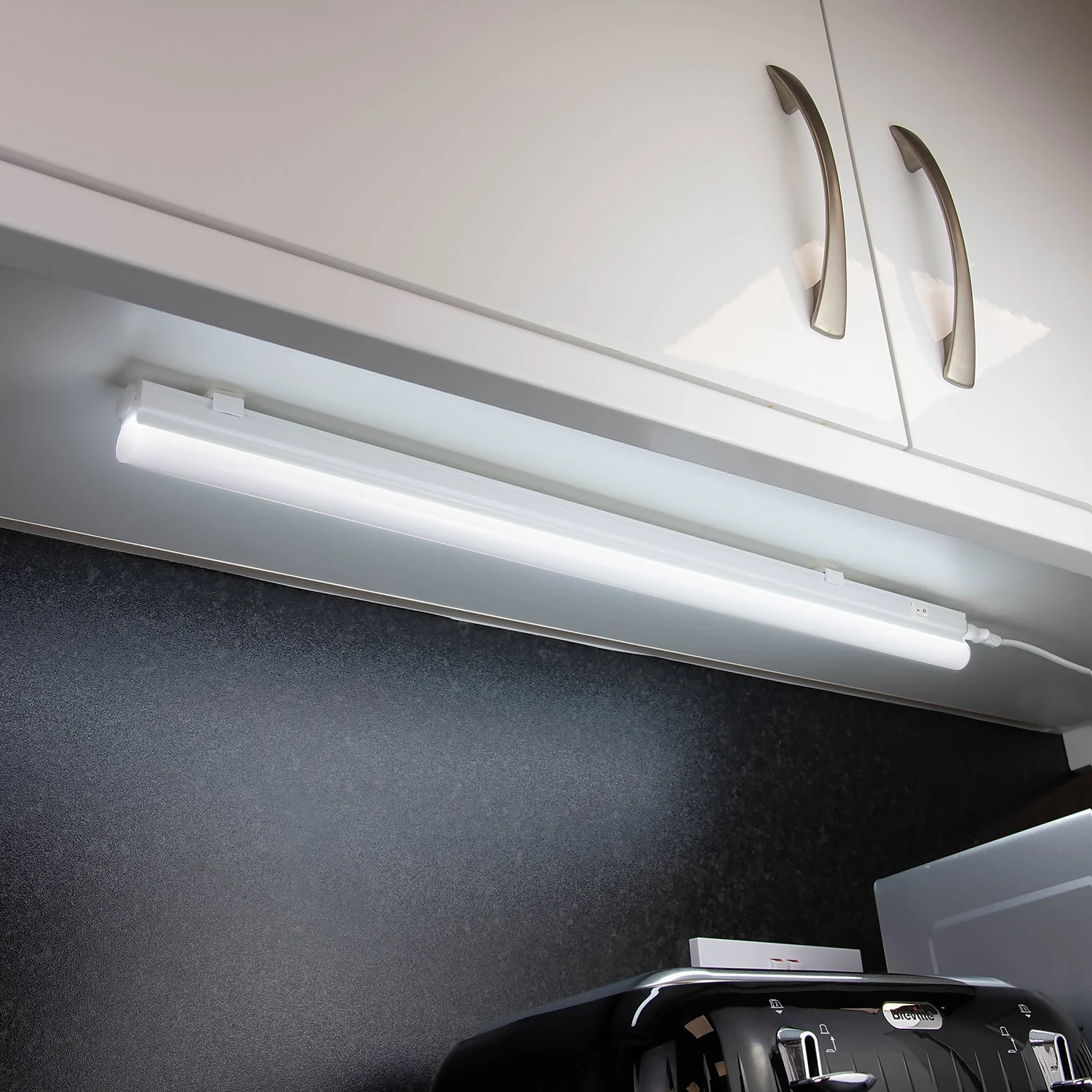 Arlec 8W Cool White Bar Light 1 Arlec 8W Cool White Bar Light