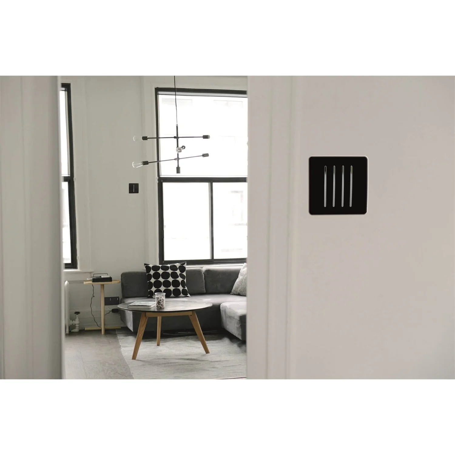 Trendi Switch 1 Gang 2 Way 10 Amp Rocker Light Switch In Screwless Black 2 Trendi Switch 1 Gang 2 Way 10 Amp Rocker Light Switch In Screwless Black - Image 2