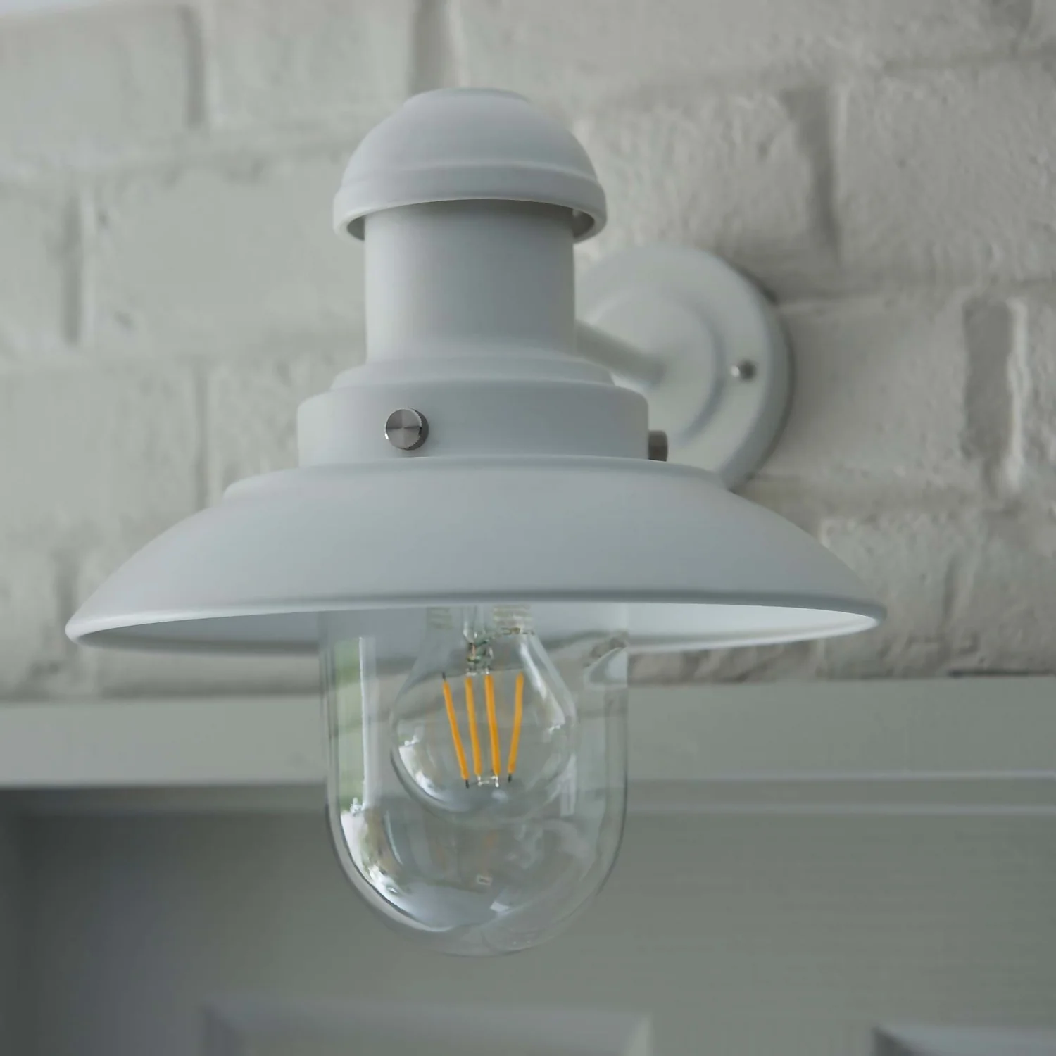 Hereford Outdoor Wall Light - White 3 Hereford Outdoor Wall Light - White - Image 3