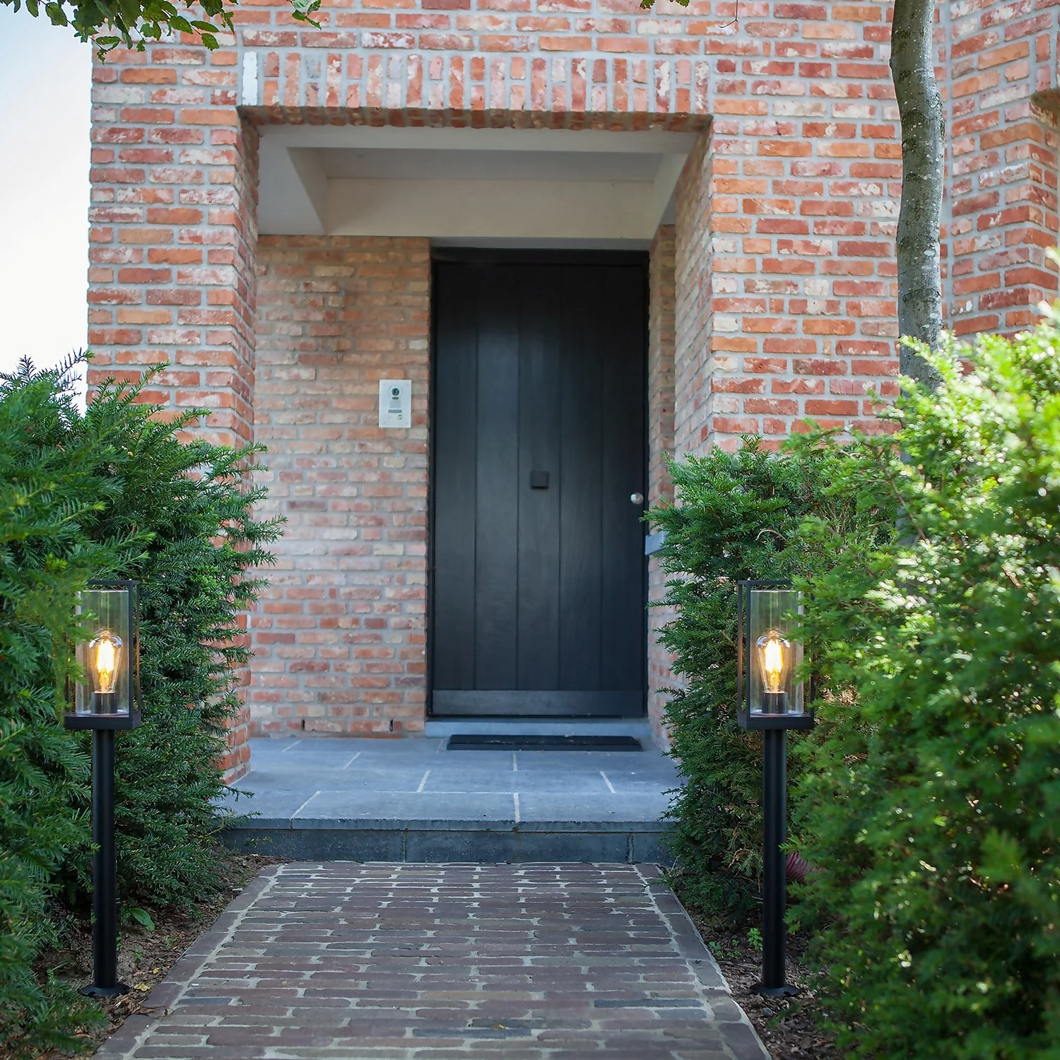 Lutec Flair E27 Outdoor Bollard Light - Black 4 Lutec Flair E27 Outdoor Bollard Light - Black - Image 4